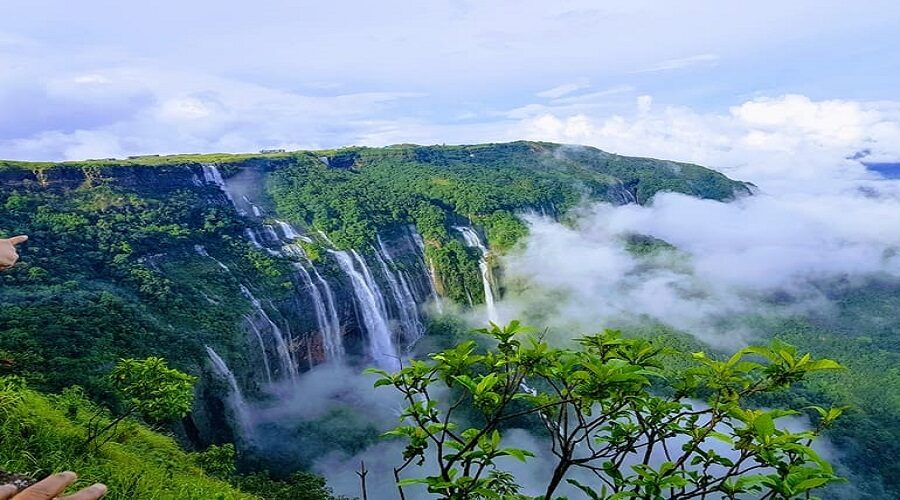 Seven Sisters Falls