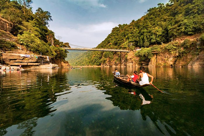 dawki-meghalaya-tourist-cabs